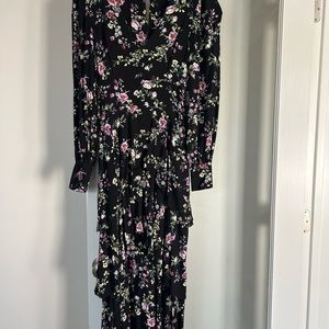 Great high low midi dress.